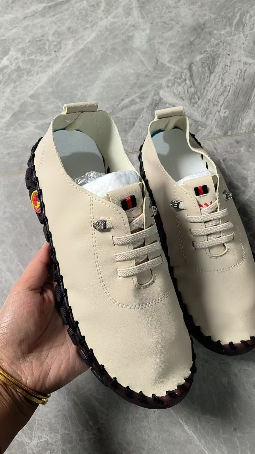 Damen Atmungsaktive und bequeme Freizeitschuhe mit elastischen Schnürsenkeln Shopnory