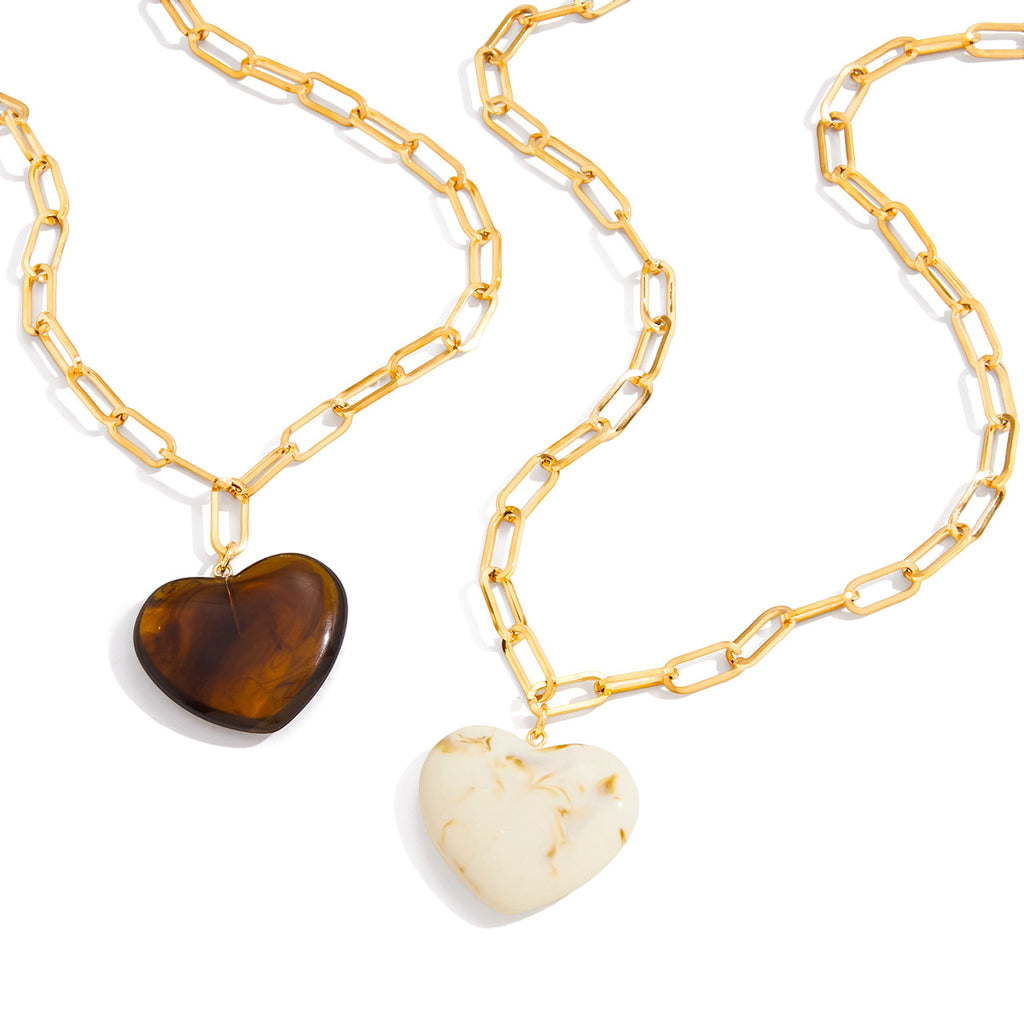 Damen Halskette mit Herzanhänger und goldfarbener Gliederkette Shop Nory