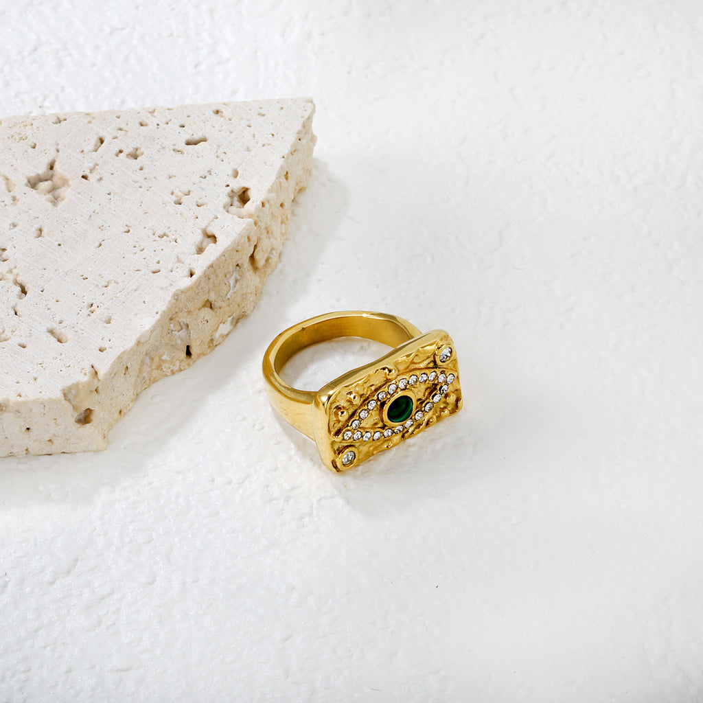 Damen Ring mit kunstvollem Design aus goldplattiertem Edelstahl und Edelstein-Akzenten Shop Nory