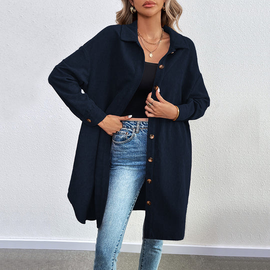 Damen lange Oversize-Cord-Hemdjacke mit durchgehender Knopfleiste und Hemdblusen-Kragen Shop Nory