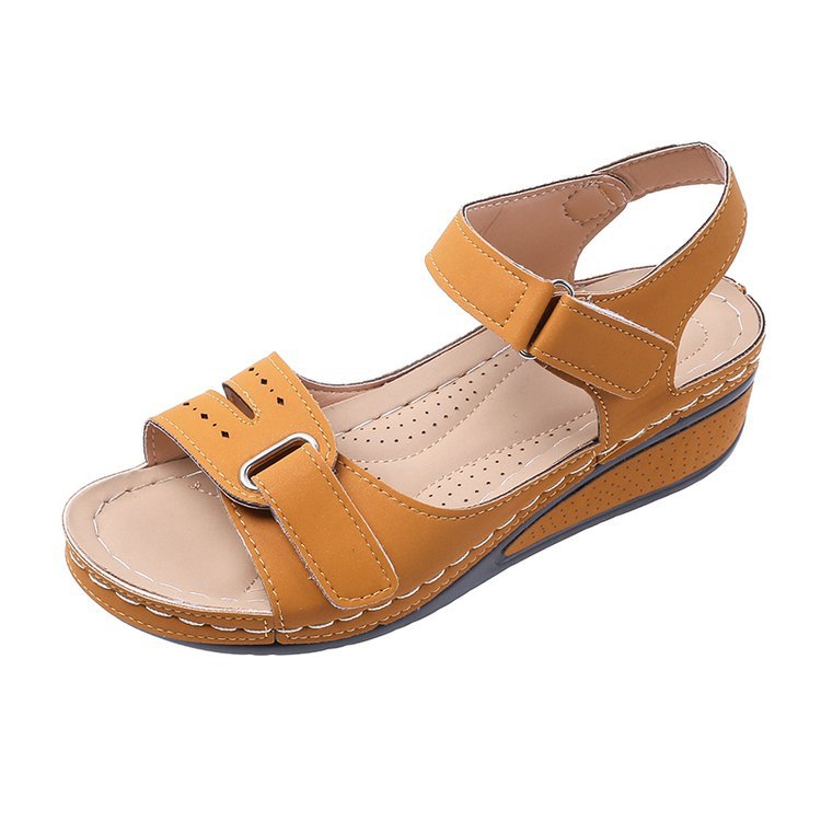 Damen Wedge-Sandaletten mit verstellbarem Riemendesign und gepolsterter Fußbettung