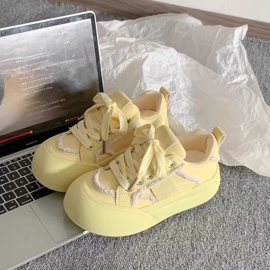Damen Plateausneaker mit Plüschbesatz, weich gepolsterter Innensohle und skulpturierter Sohle Shop Nory