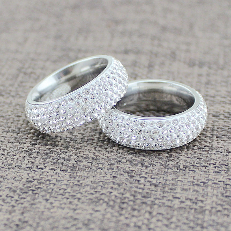 Damen Ring mit funkelndem Zirkonia-Besatz und luxuriösem Goldrand Shop Nory