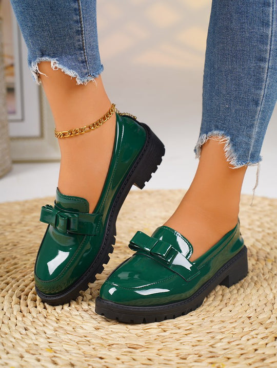 Damen Lack-Loafer mit dekorativem Riemchen und profilierter Gummisohle Shop Nory