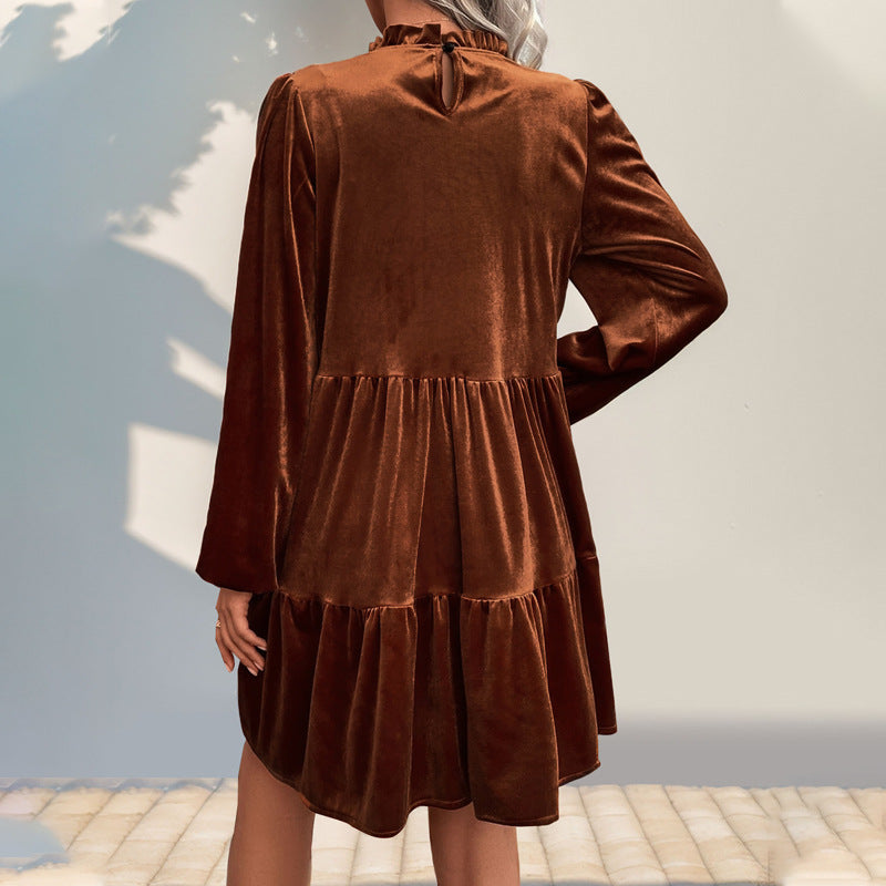 Damen Samt-Stufenkleid mit Smokoberteil, Rüschenkragen und Balloonärmeln Shop Nory