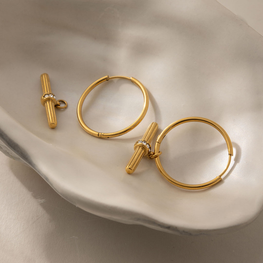 Damen Creolen-Ohrringe mit elegantem graviertem Design und hypoallergener Edelstahlverarbeitung Shop Nory