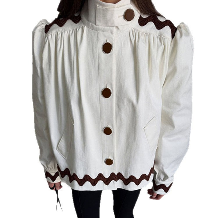 Damen Kurzjacke mit Stehkragen, Zierwellenkante und dekorativer Knopfleiste Shop Nory