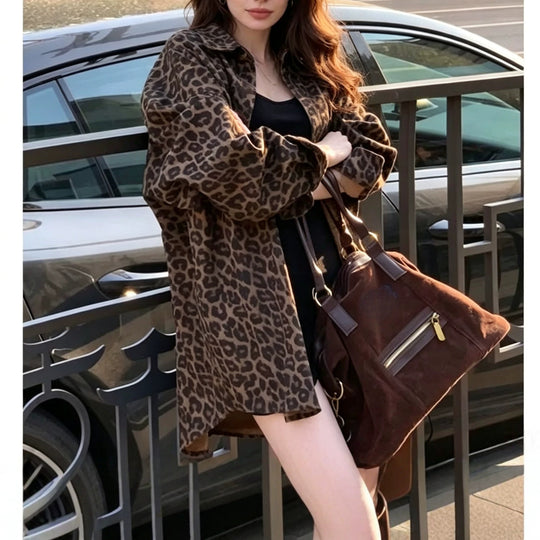 Damen Lockere Bomberjacke im Animal-Print mit Stehkragen und elastischen Bündchen Shop Nory