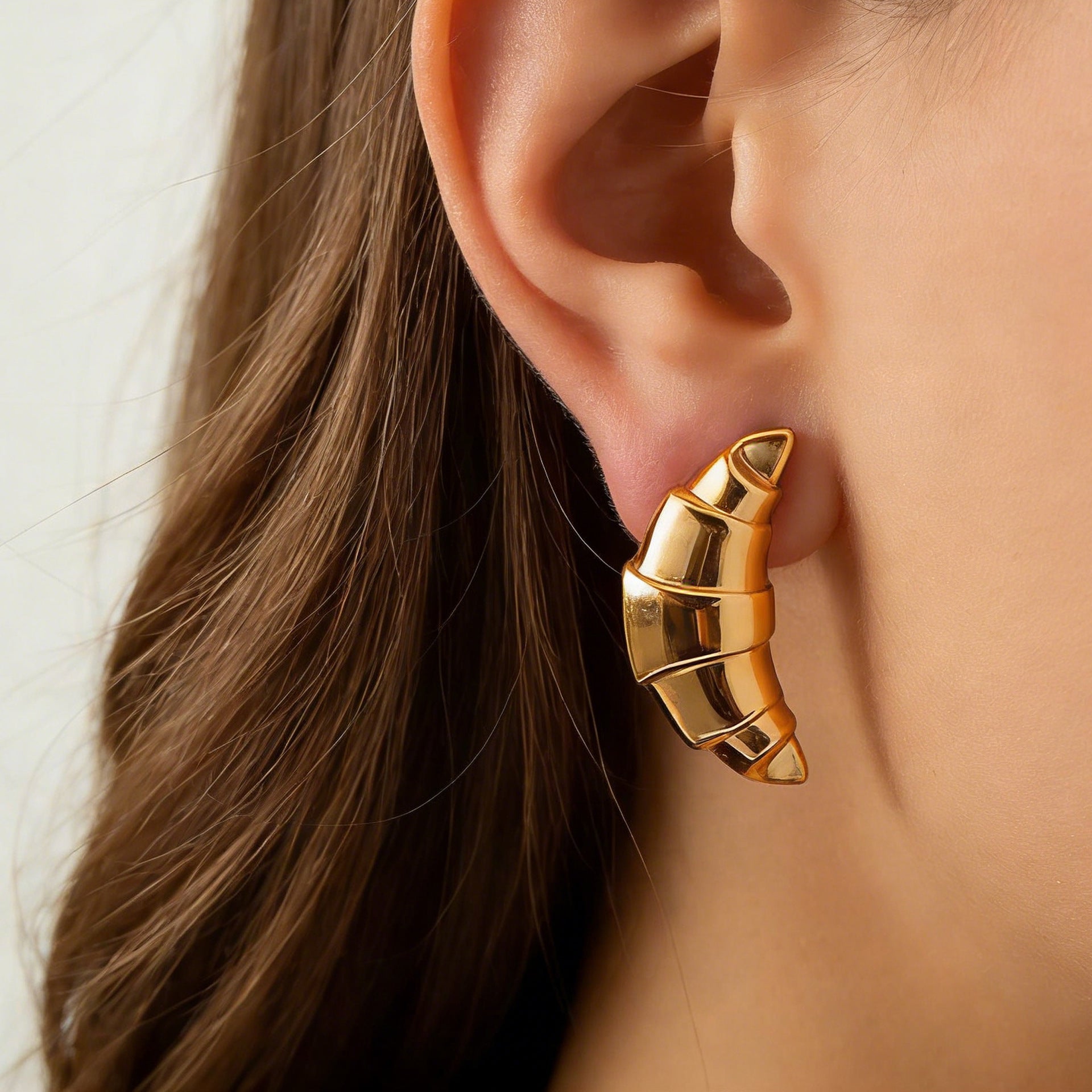 Damen modische Ohrringe im Croissant-Design Shop Nory