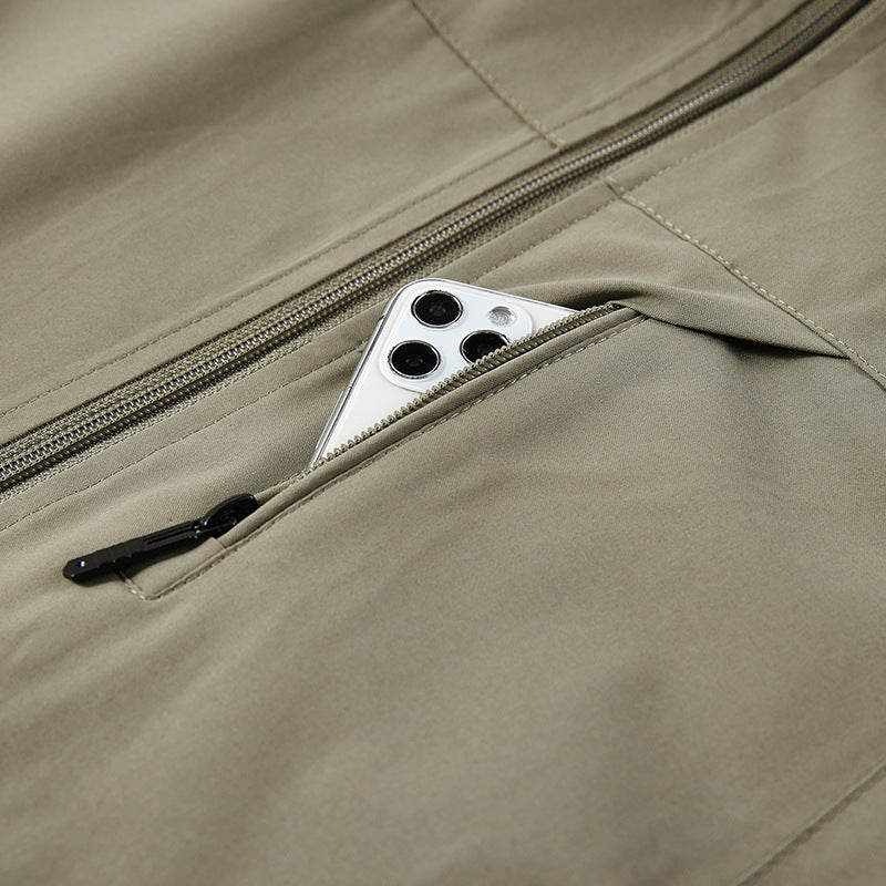 Herren Atmungsaktive Softshell-Utilityweste mit hohem Stehkragen, wasserabweisender Außenlage und mehrfachen Reißverschlusstaschen Shop Nory