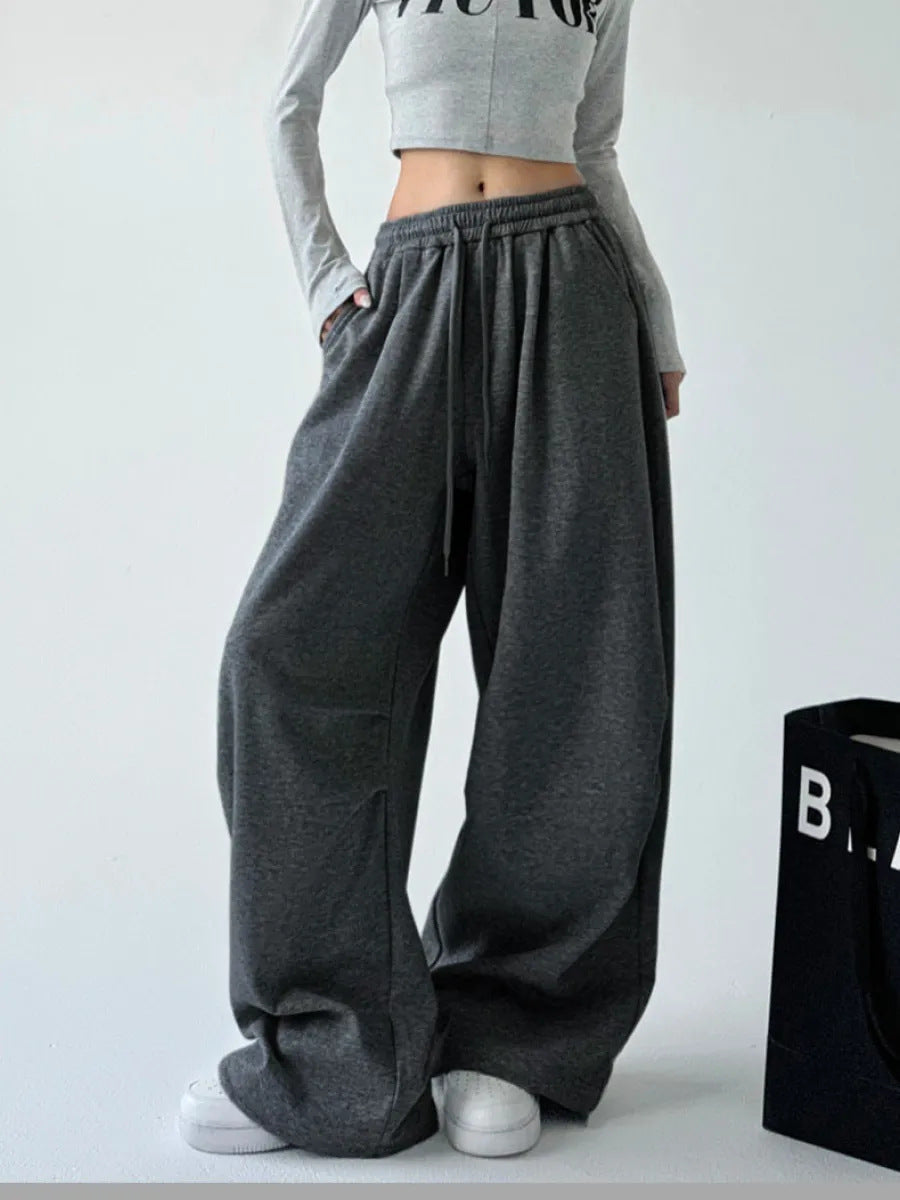 Damen Bequeme weite Jogginghose mit elastischem Bund und praktischen Taschen