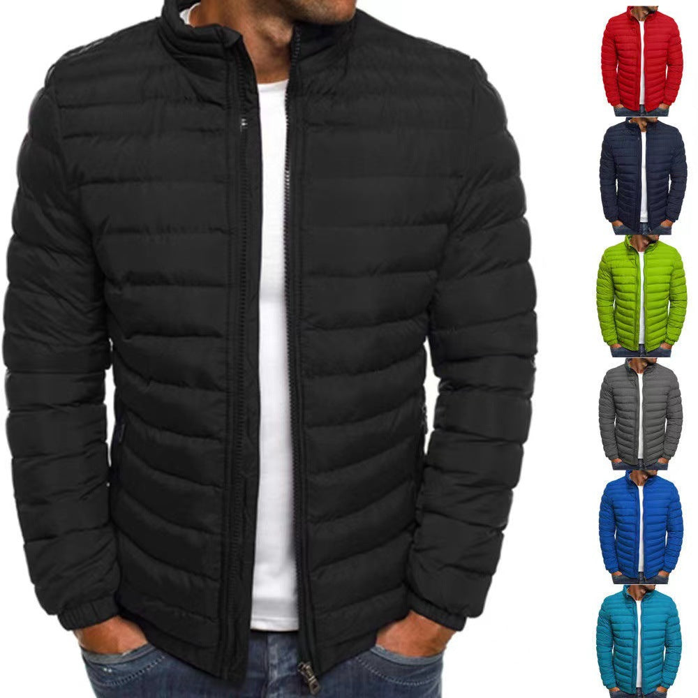 Herren leichte Steppjacke mit hohem Kragen und optimaler Isolierung