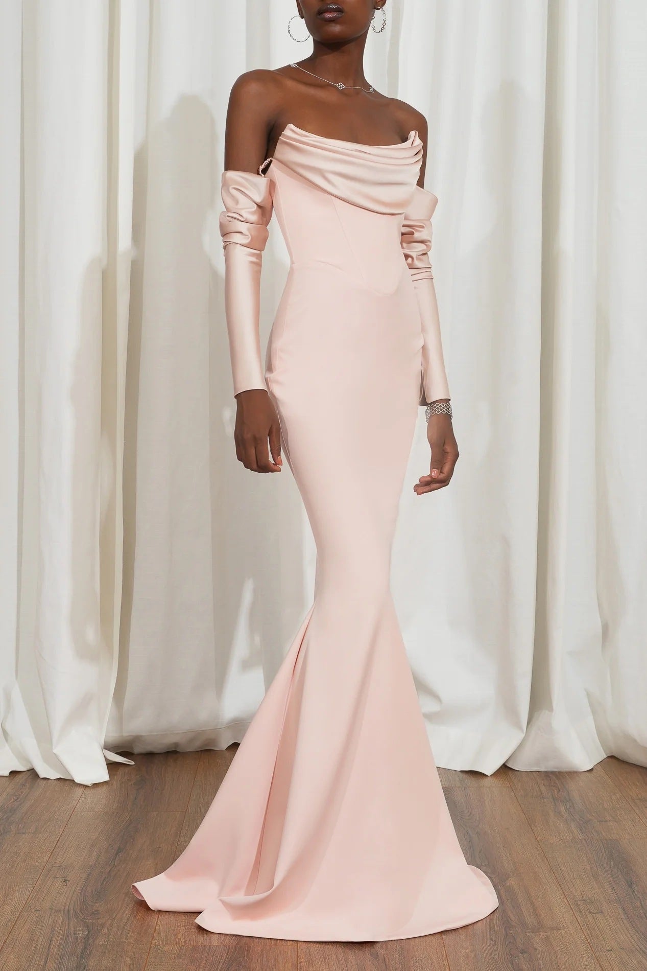 Damen Elegantes Meerjungfrau-Kleid mit schulterfreiem Design und langen Ärmeln