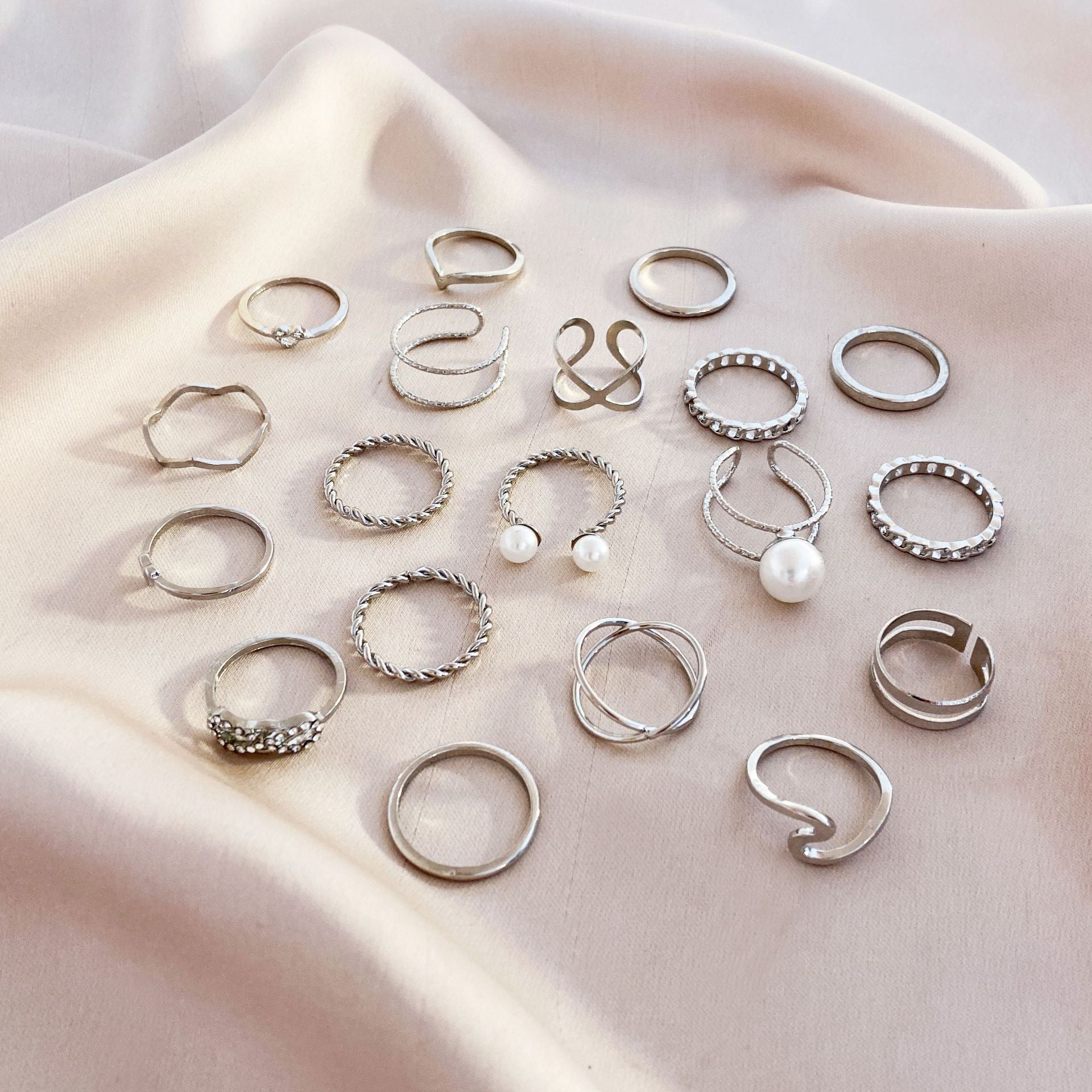 Damen stilvolles Ring-Set mit eleganten und kreativen Designs Shop Nory