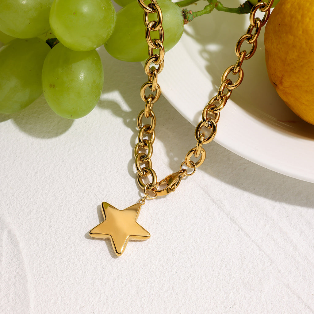 Damen Armband mit sternförmigem Anhänger aus hypoallergenem Edelstahl Shop Nory