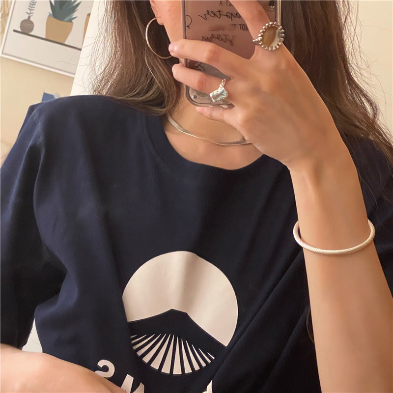 Damenring mit einzigartigem Design und facettiertem Edelstein Shop Nory