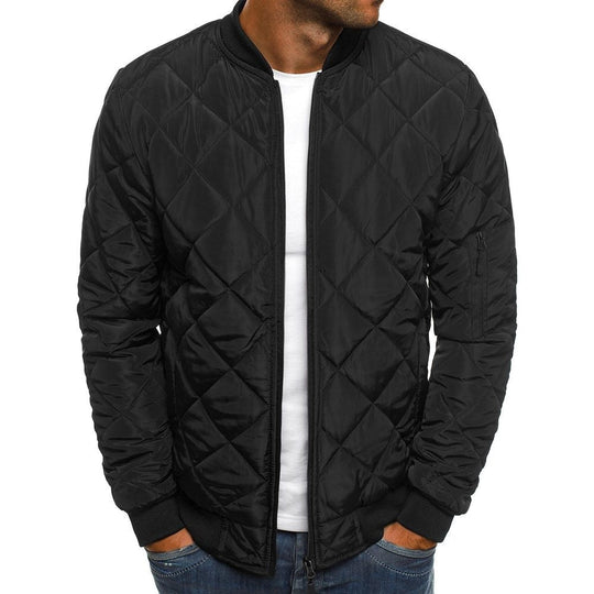 Herren Steppjacke mit hohem Kragen und seitlichen Reißverschlusstaschen