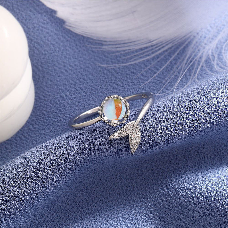 Damen Ring mit kunstvollem Blattdesign und funkelndem Zirkonia Shop Nory