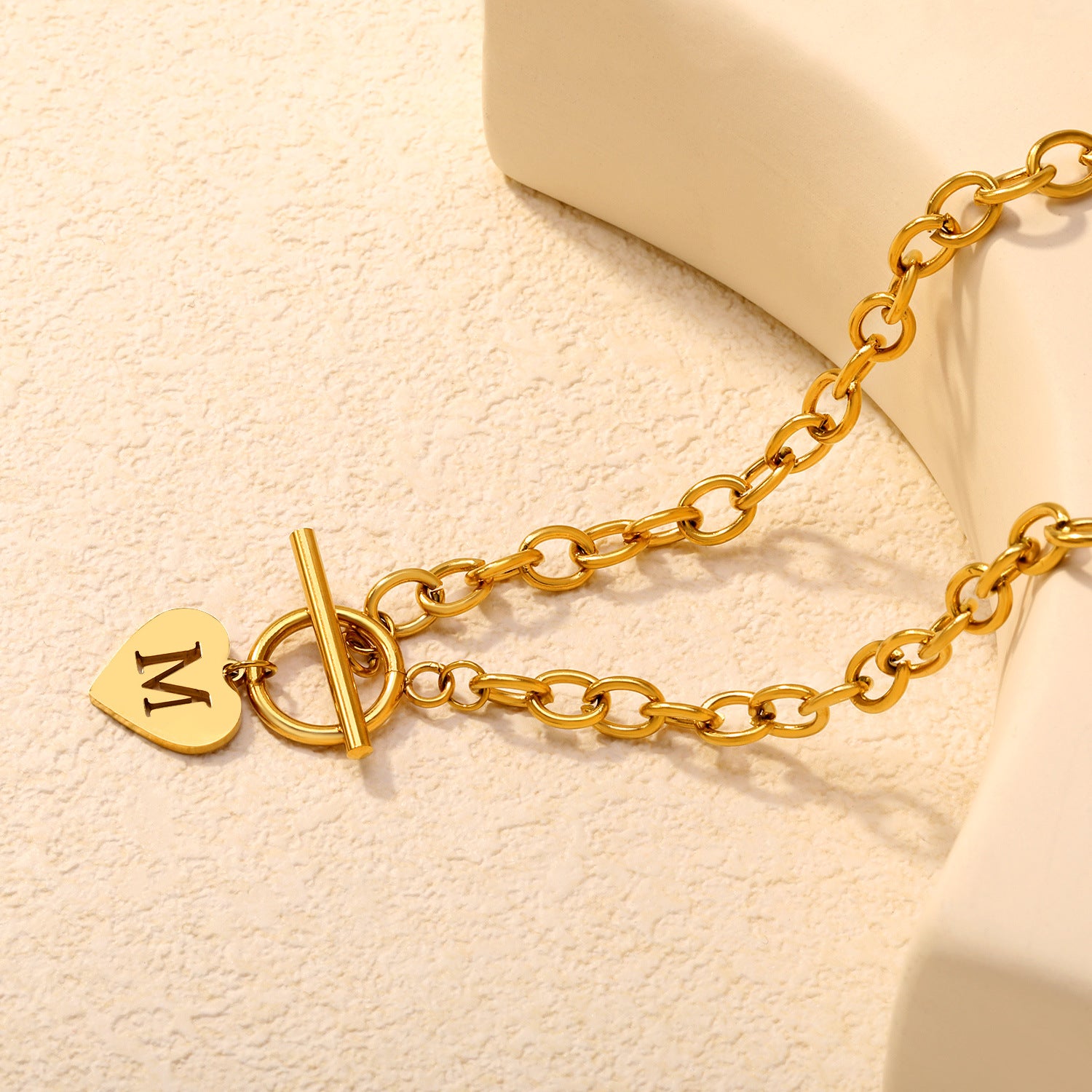 Damen Halskette mit herzförmigem Anhänger und einzigartigem Toggleverschluss Shop Nory