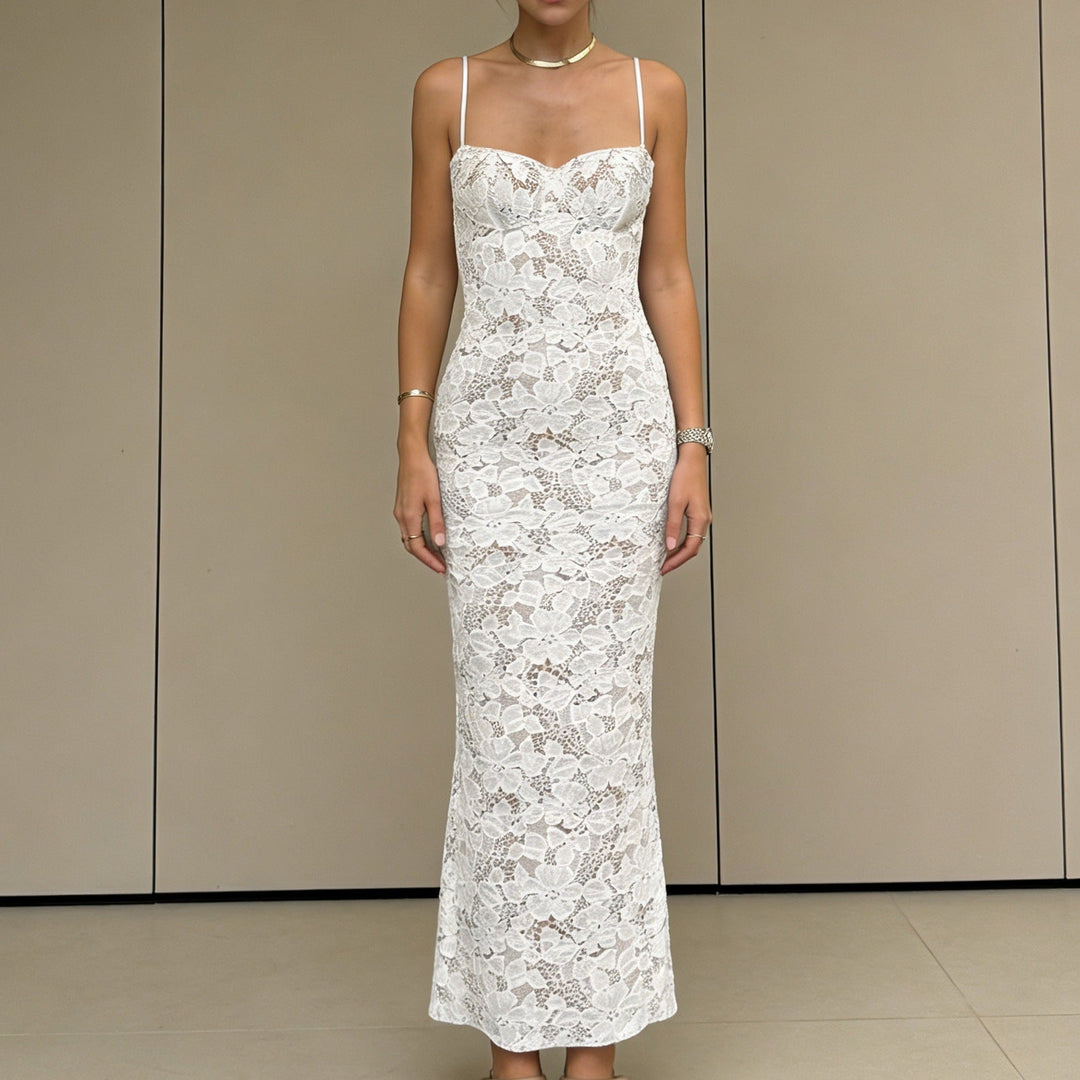 Damen Elegantes Spitzenabendkleid mit tailliertem Schnitt und raffinierten Details Shopnory
