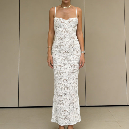 Damen Elegantes Spitzenabendkleid mit tailliertem Schnitt und raffinierten Details Shopnory