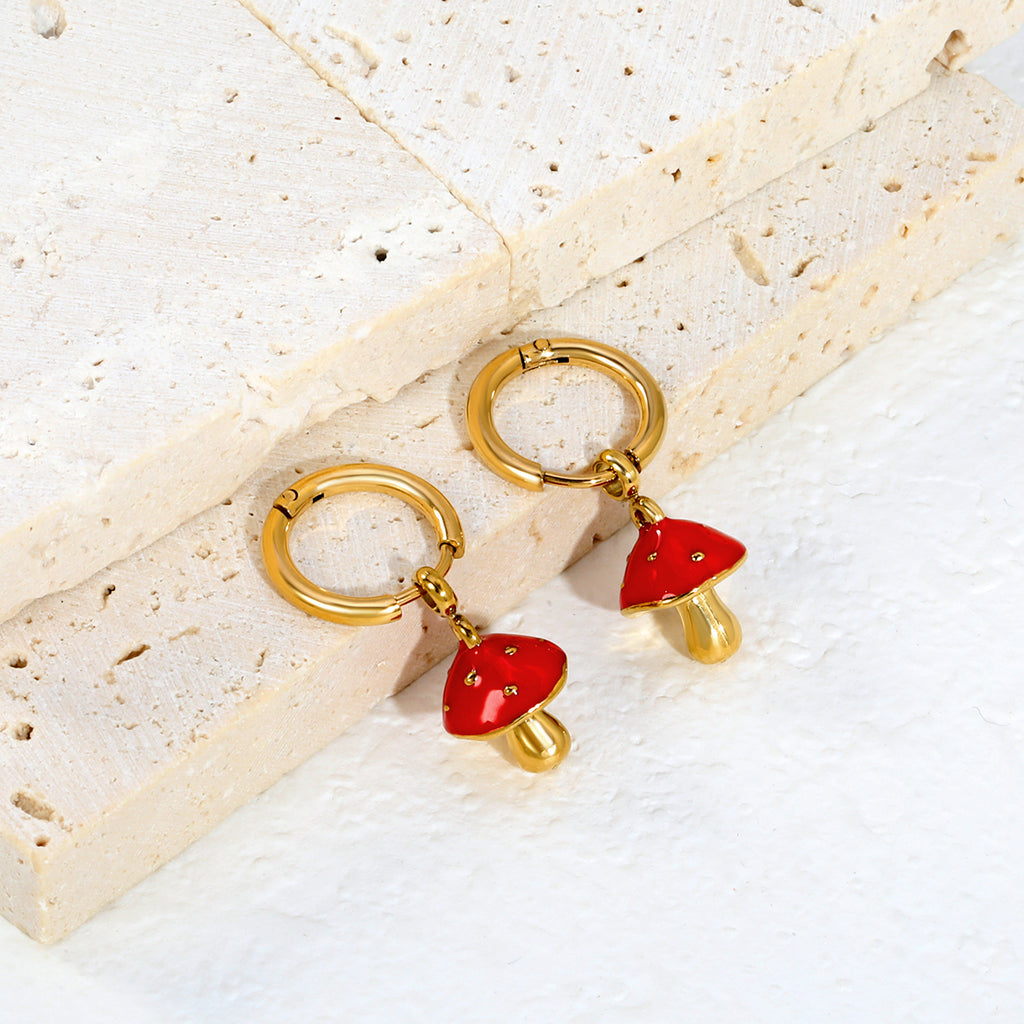 Damen Hängende Ohrstecker mit verspieltem Pilzdesign und goldfarbener Oberfläche Shop Nory