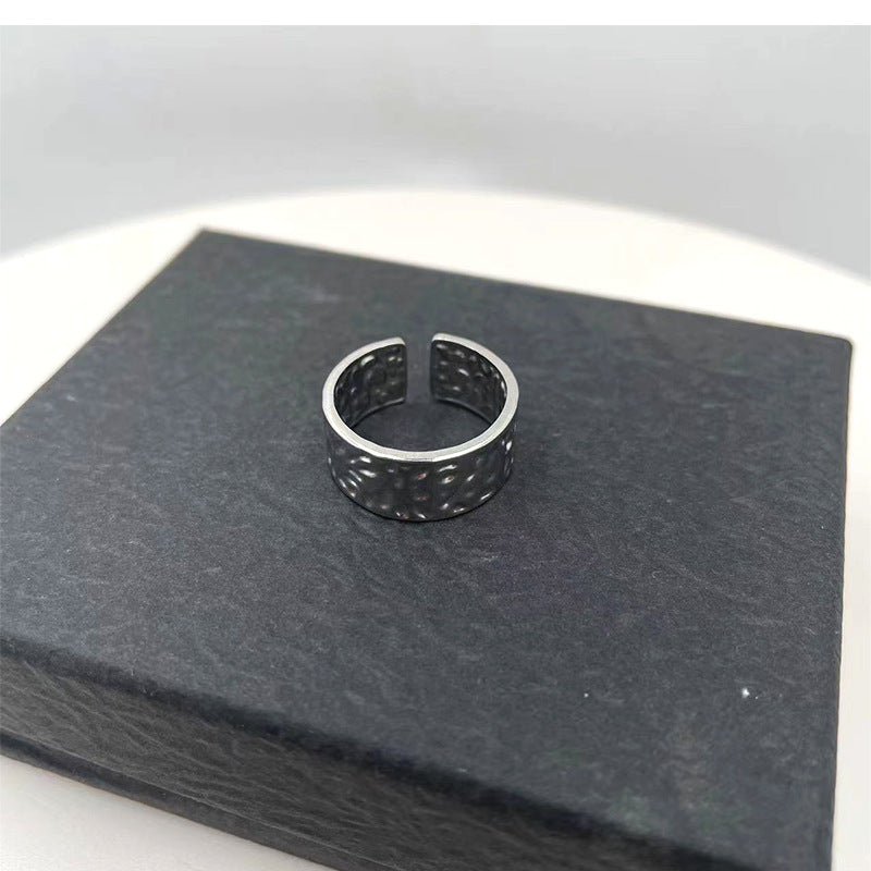 Damen modischer Ring mit stilvollem Ketten-Design Shop Nory
