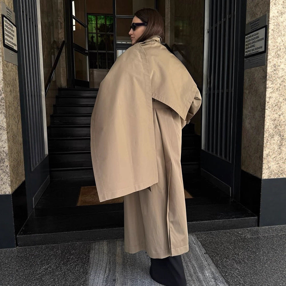 Damen Midilanger Trenchcoat mit ponchoartigem Cape-Überwurf & kastiger Silhouette Shop Nory