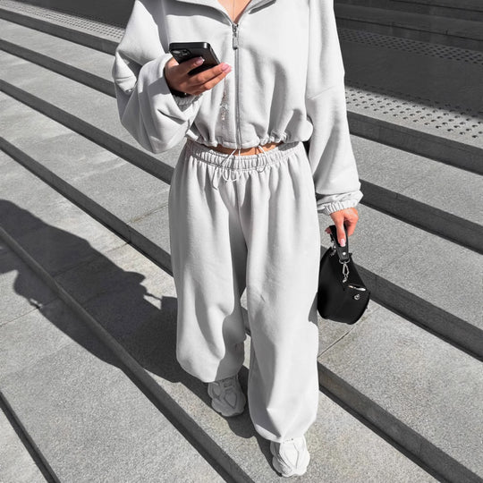 Damen oversized Kapuzenjacke mit Reißverschluss und weiten Jogginghose Lounge-Set Shop Nory