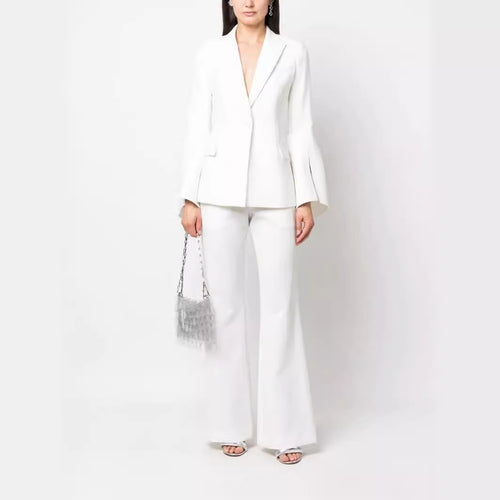 Damen Zweiteiliger Tailoring-Anzug mit tailliertem Einreiher und ausgestellten Ärmelabschlüssen Shop Nory