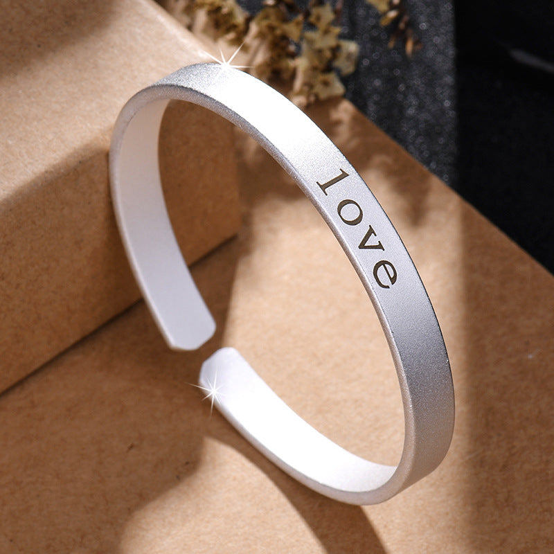 Damen Offenes Armreif mit graviertem Schriftzug Shop Nory