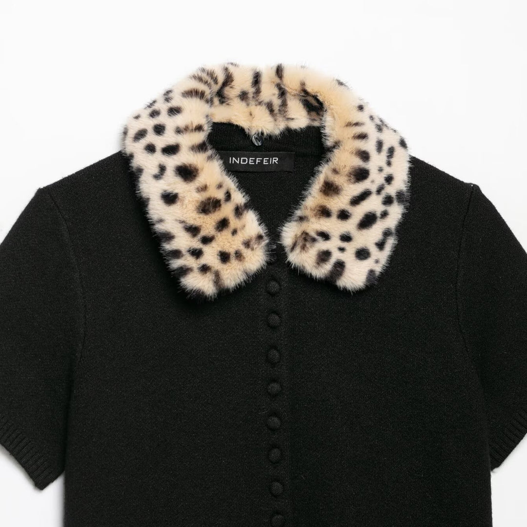 Damen Kurzarm-Feinstrickcardigan mit abnehmbarem Kunstfell-Kragen im Leopardenmuster Shop Nory