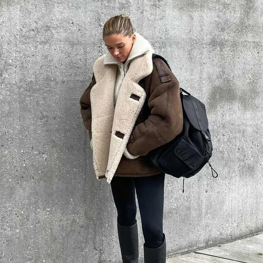 Damen Warme Lammfelljacke mit bequemem Schnitt