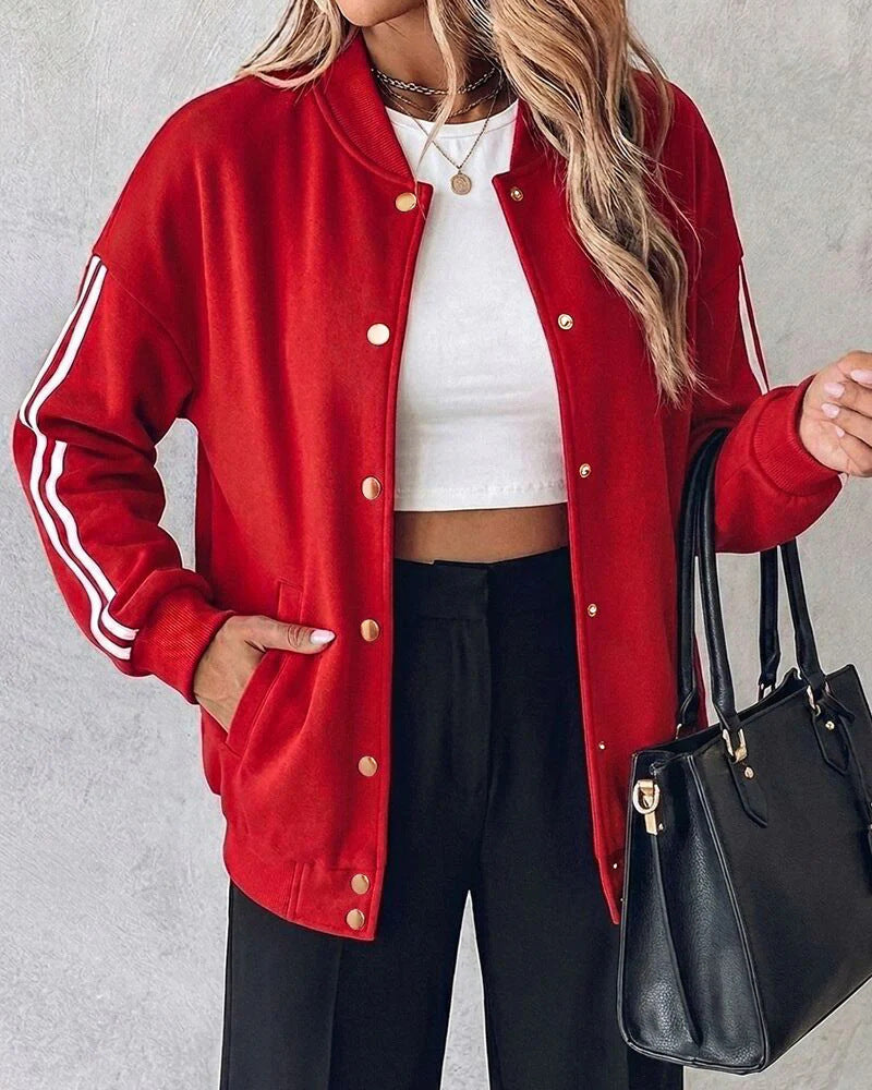 Damen Oversized Collegejacke mit Druckknopfleiste und kontrastierenden Streifenärmeln Shop Nory