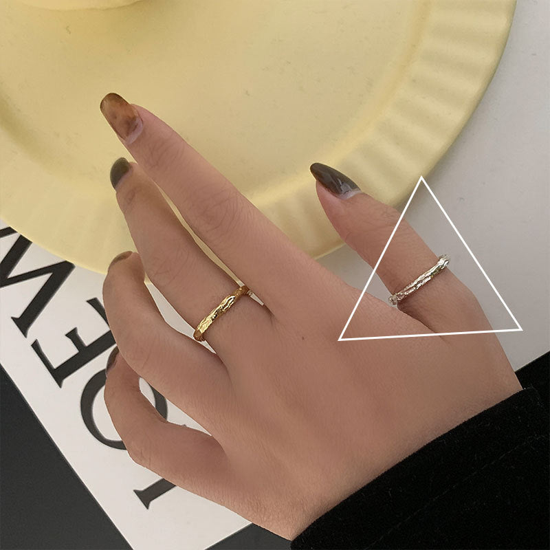 Damenring mit modernem, strukturiertem Design Shop Nory