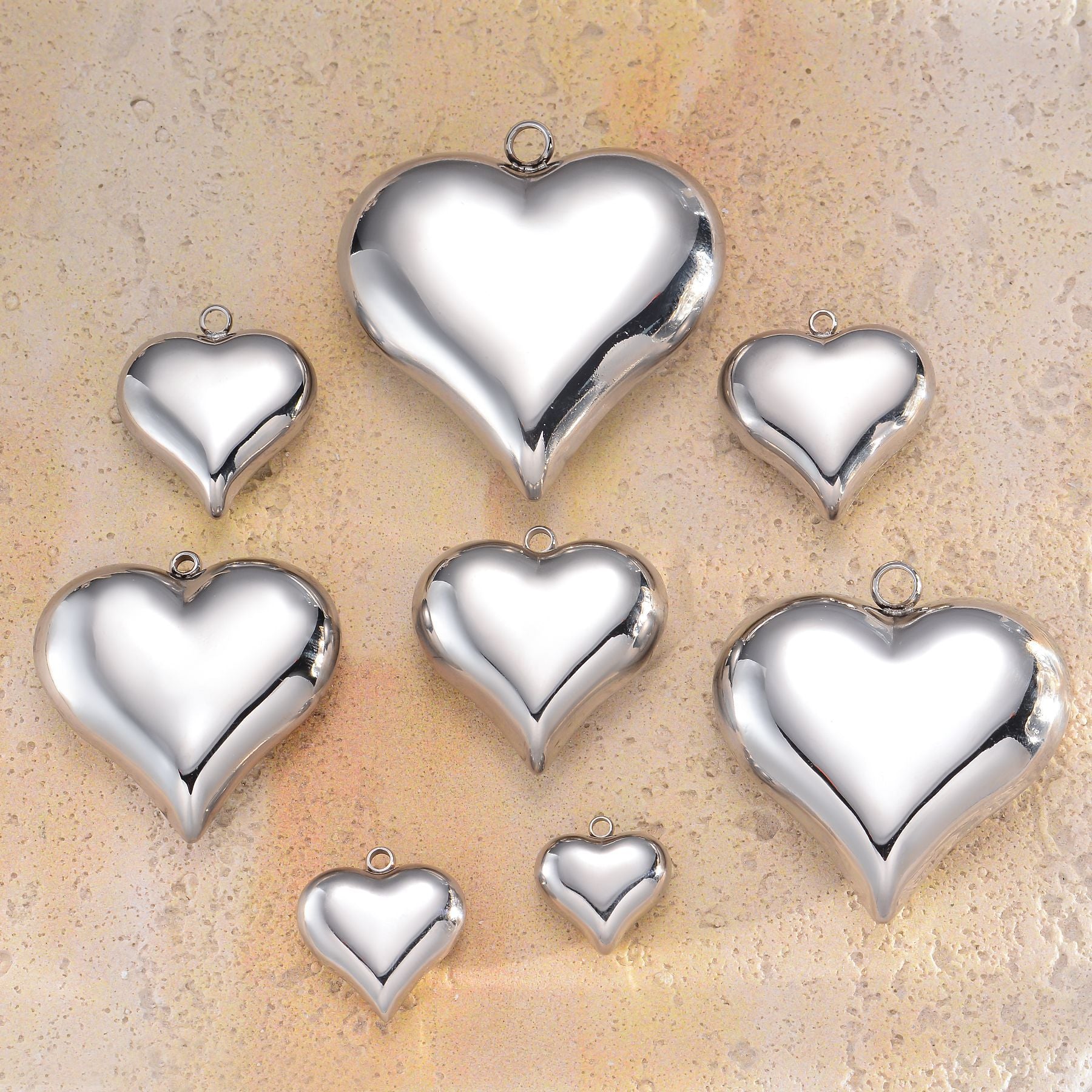 Damen Schmuckanhänger in herzförmigem Design aus hochwertigem Metall Shop Nory