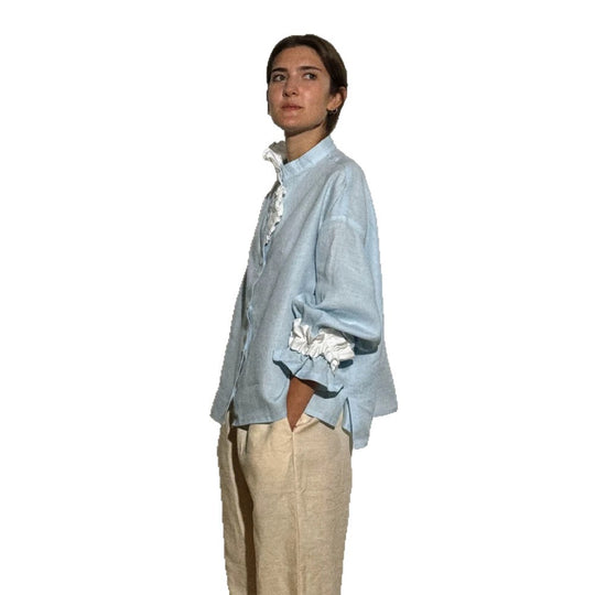 Damen Leichte Leinenbluse mit Stehkragen, oversizeder Silhouette und gerafften Manschetten Shop Nory