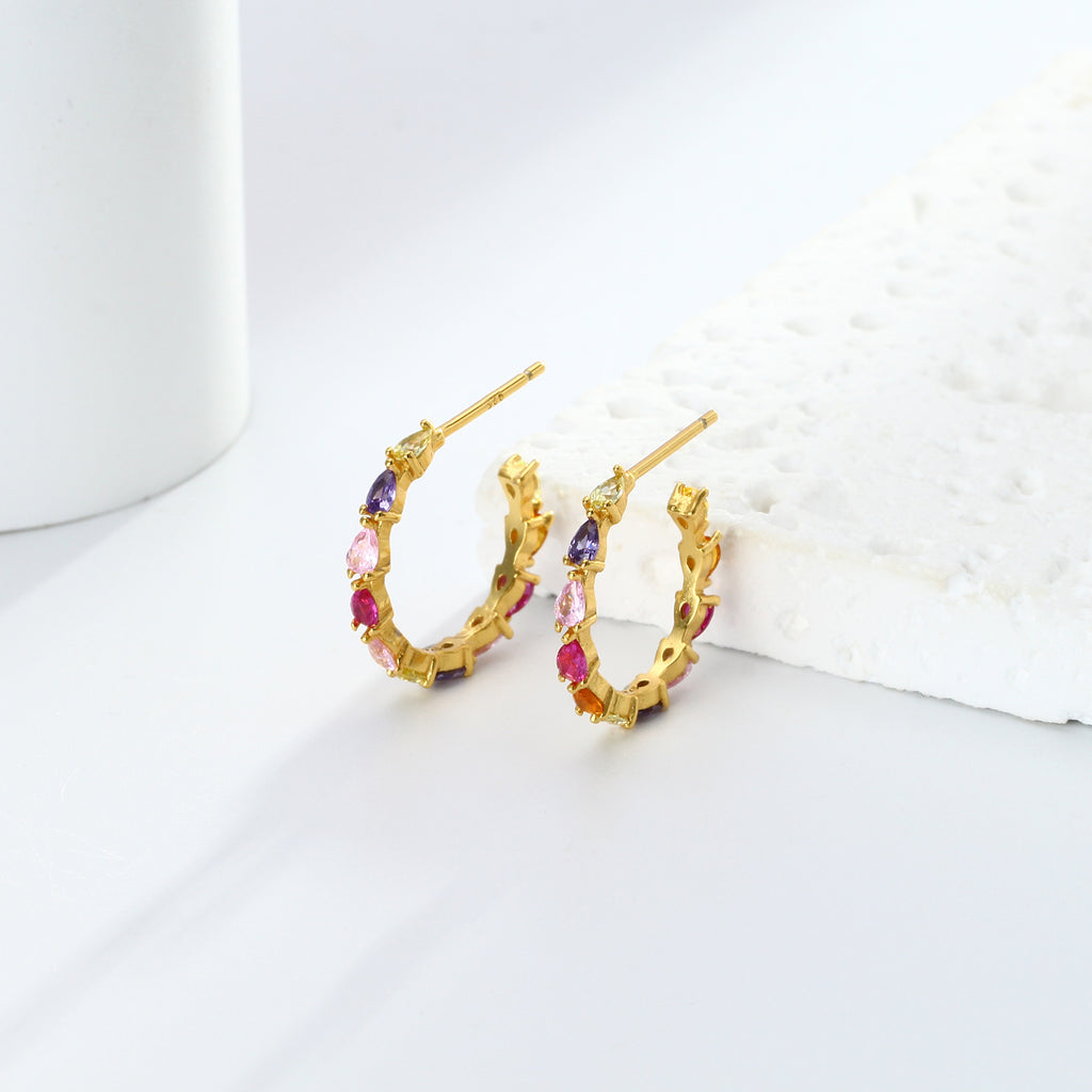 Damen Creolenohrringe mit bunten Zirkonia in hochwertiger Fassung Shop Nory