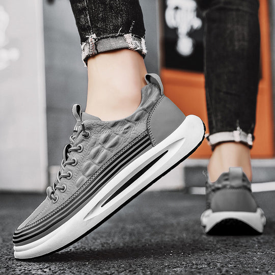 Herren Urbaner Chunky-Sneaker mit gestreifter Zwischensohle und gepolsterter Fersenkappe Shop Nory
