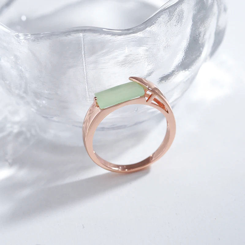 Damen modern gestalteter Ring mit rechteckigem Stein Shop Nory