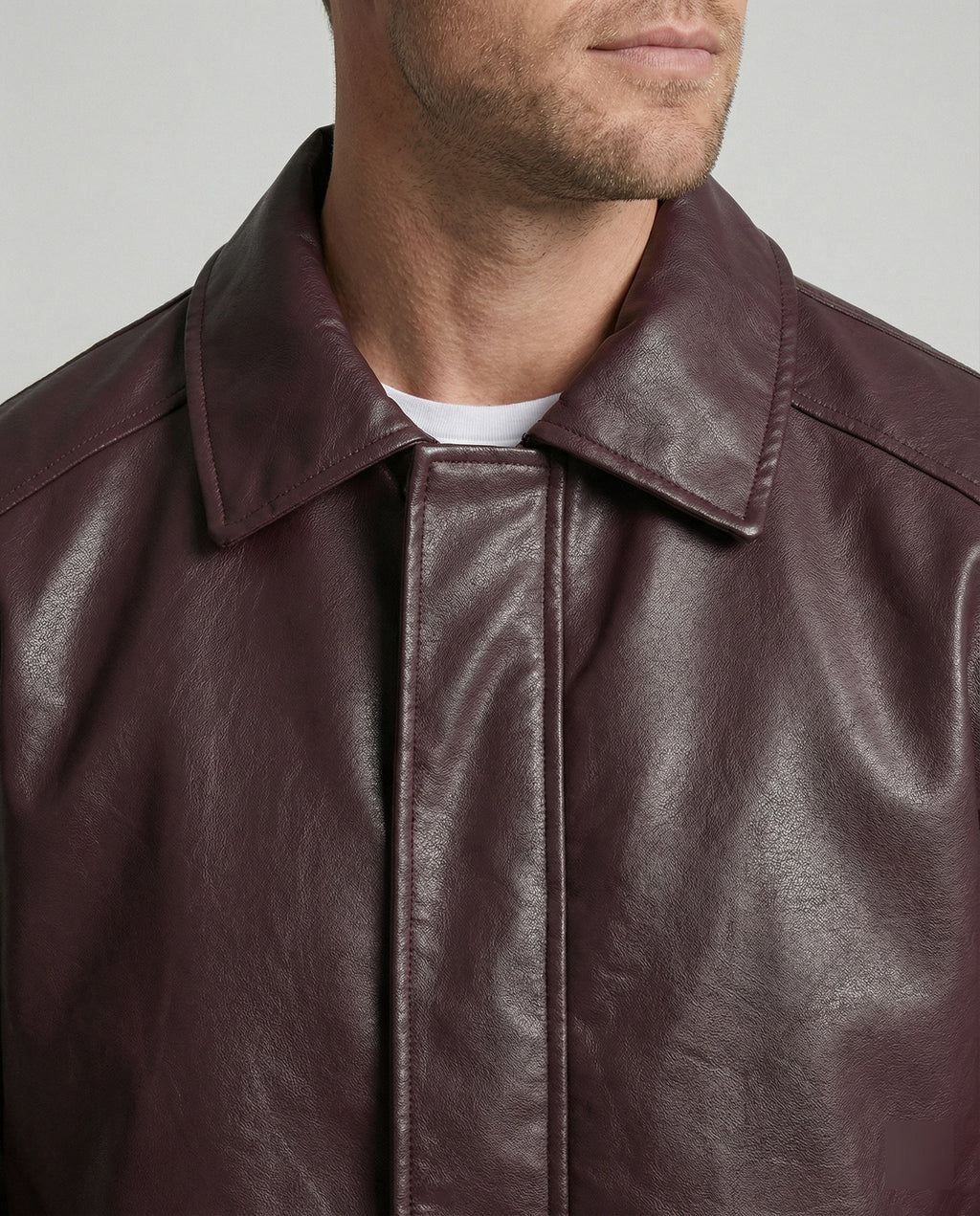 Herren oversized Lederimitat-Zipjacke mit Hemdkragen kastiger Silhouette und Einschubtaschen