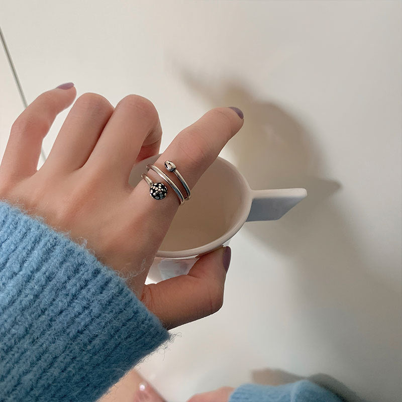 Damenring mit minimalistischer Katzenmotiv und verspieltem Charme Shop Nory