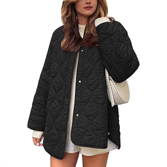 Damen Steppjacke im Oversize Design mit gewölbter Steppung und seitlichem Schlitz Shop Nory