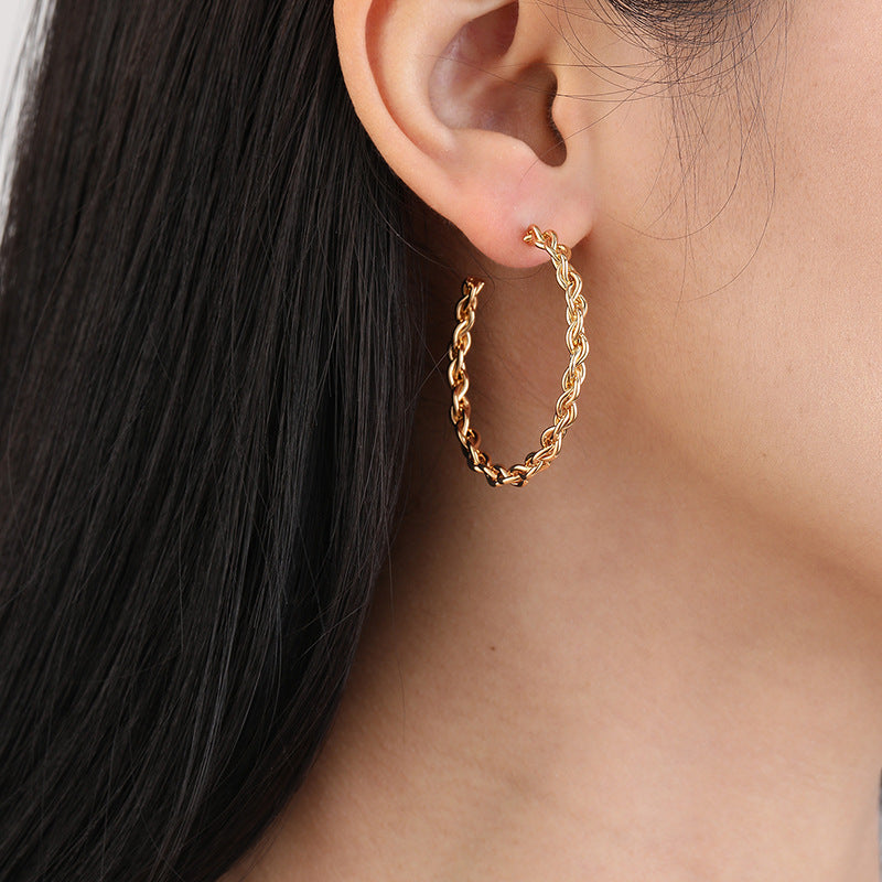 Damen Zarte und elegante Creolen aus hochwertigem Material Shop Nory