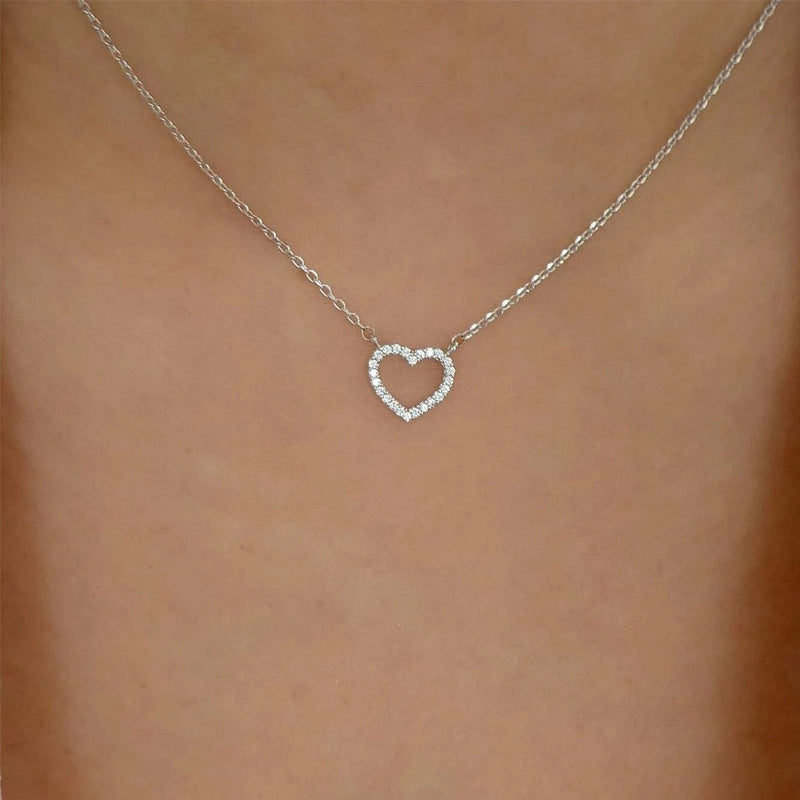 Damen Halskette mit funkelndem Anhänger aus Zirkonia Shop Nory