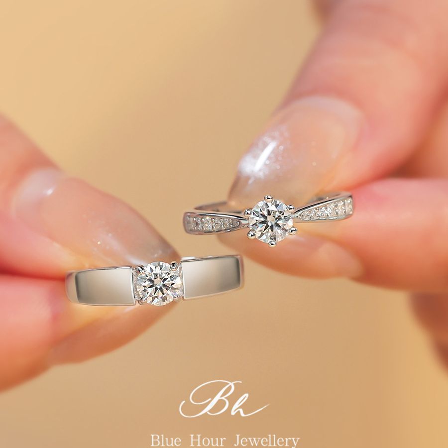 Damen Verlobungsring-Set mit funkelndem Zirkonia und elegantem Design Shop Nory