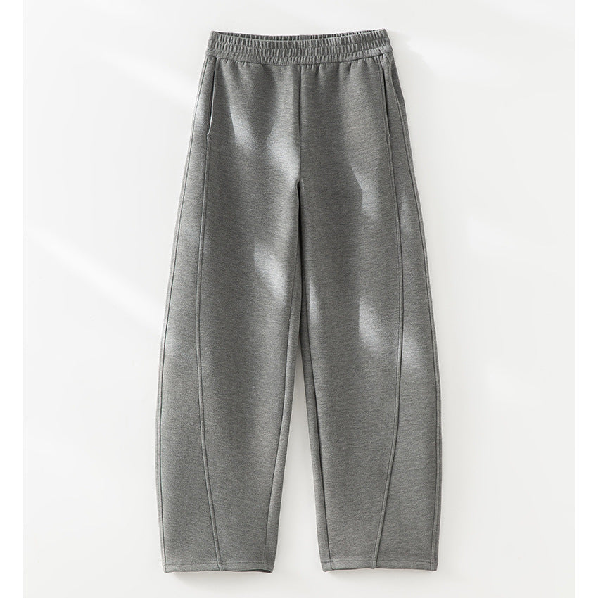 Damen Kurze Kapuzenjacke aus Sweat mit durchgehendem Zweiwege-Reißverschluss und taillierter Passform Shop Nory