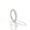 Damenring mit elegantem geschwungenem Design und funkelndem Akzent Shop Nory