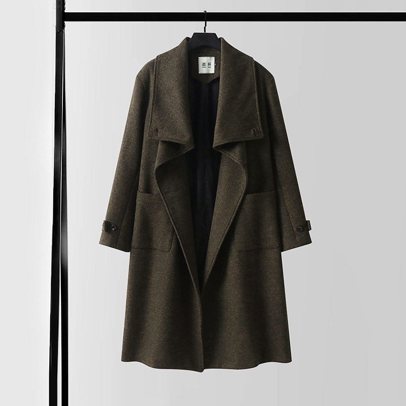 Damen Eleganter langer Wollmix-Cocoon-Mantel mit überlappendem Schalkragen und aufgesetzten Taschen Shop Nory