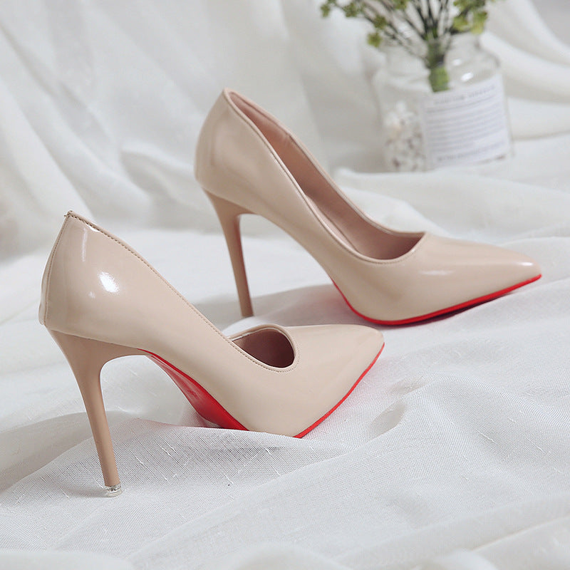 Damen Lackleder-Pumps mit spitz zulaufender Zehenkappe und hohem Stiletto-Absatz Shop Nory
